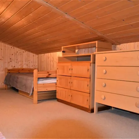 Apartman Tgesa Zundregn *